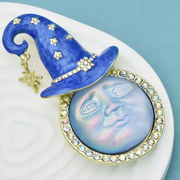 Blue Moon Wizard Brooch - Picture 10 of 11